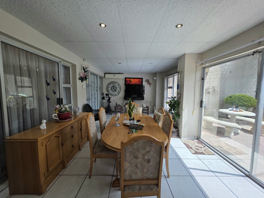 4 Bedroom Property for Sale in Jan Cillierspark Free State